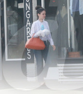 EXKLUSIV - Rachel Bilson mit Briar und ihrer Mutter in Studio City unterwegs