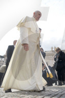 NEWS - Rom: Audienz beim Papst auf dem Petersplatz