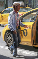 EXKLUSIV - Cliff Richard mit John McElynn in New York unterwegs