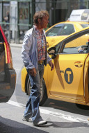 EXKLUSIV - Cliff Richard mit John McElynn in New York unterwegs