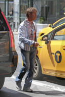 EXKLUSIV - Cliff Richard mit John McElynn in New York unterwegs