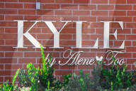 PEOPLE - 'Flotte Bienen' belagern Kyle Richard's Laden