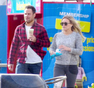 EXKLUSIV - Hilary Duff und Mike Comrie zu Besuch im LegoLand