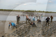 FEATURE - Schlammrennen in Essex