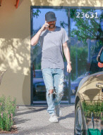PEOPLE -  Scott Disick in Calabasas unterwegs