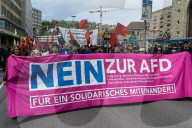 NEWS - Stuttgart: Grosses Polizeiaufgebot wegen Anti-AfD-Demo
