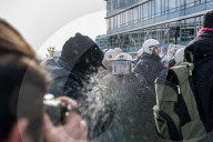 NEWS - Stuttgart: Grosses Polizeiaufgebot wegen Anti-AfD-Demo