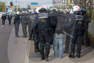 NEWS - Stuttgart: Grosses Polizeiaufgebot wegen Anti-AfD-Demo