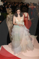 PEOPLE - MET Gala: Busenblitzer bei Sängerin Lorde