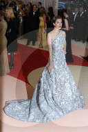 PEOPLE - Promis an der MET Gala im Metropolitan Museum (2.Teil) 