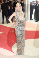 PEOPLE - Promis an der MET Gala im Metropolitan Museum (2.Teil) 