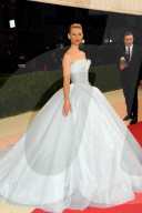 PEOPLE - Promis an der MET Gala im Metropolitan Museum (2.Teil) 
