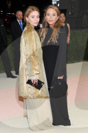 PEOPLE - Promis an der MET Gala im Metropolitan Museum (2.Teil) 