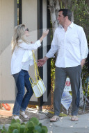 EXKLUSIV - Schwanger? Reese Witherspoon trägt eine weite Bluse