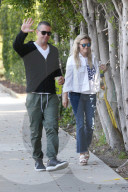 EXKLUSIV - Schwanger? Reese Witherspoon trägt eine weite Bluse