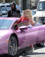 PEOPLE - Rob Kardashian's Lamborghini-Geschenk an Blac Chyna war ein Mitwagen