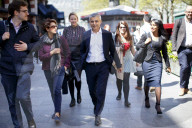 NEWS - London: Bürgermeister-Kandidat Sadiq Khan spaziert durch die Stadt