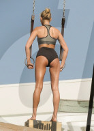 PEOPLE - Elsa Hosk steigt in die Ringe