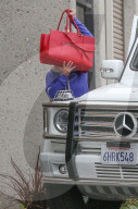 PEOPLE - Britney Spears ist heute gar nicht kamerafreundlich