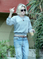 PEOPLE - Kristen Stewart zeigt den Mittelfinger