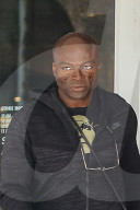 PEOPLE - Seal shoppt mit Henry und Lou im Nike-Shop