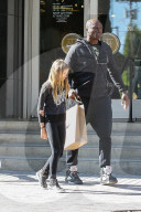 PEOPLE - Seal shoppt mit Henry und Lou im Nike-Shop