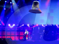PEOPLE - AC/DC mit Axl Rose auf der Bühne in Lissabon