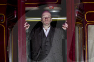PORTRAIT - Derren Brown