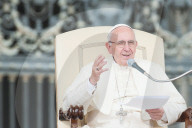 NEWS - Vatikan: Franziskus - ein Papst zum 'Anfassen'