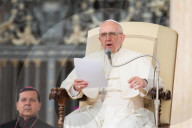 NEWS - Vatikan: Franziskus - ein Papst zum 'Anfassen'