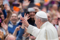 NEWS - Vatikan: Franziskus - ein Papst zum 'Anfassen'