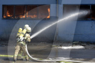 NEWS -  Berlin: Feuerwehreinsatz bei Grossbrand