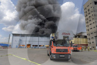 NEWS -  Berlin: Feuerwehreinsatz bei Grossbrand