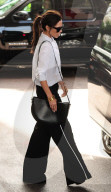PEOPLE - Victoria Beckham verlässt das Hotel in Cannes
