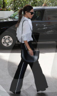 PEOPLE - Victoria Beckham verlässt das Hotel in Cannes