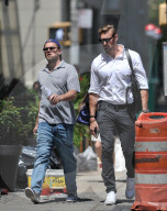 EXKLUSIV - Leonardo DiCaprio schaut sich Wohnungen in New York an 