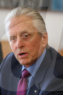 NEWS - Genf: Michael Douglas als Friedensbotschafter bei einer PK der Nuclear Threat Initiative