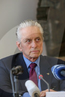 NEWS - Genf: Michael Douglas als Friedensbotschafter bei einer PK der Nuclear Threat Initiative