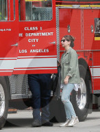 PEOPLE - Sarah Michelle Gellar und ihre Kinder: Besuch bei der Feuerwehr in LA
