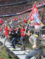 NEWS - Fussball: FC Bayern München vs Hannover 96