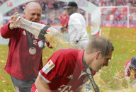 NEWS - Fussball: FC Bayern München vs Hannover 96