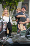 EXKLUSIV -  Hilary Duff und Mike Comrie machen auf 'Happy Family'