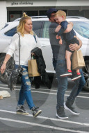 EXKLUSIV -  Hilary Duff und Mike Comrie machen auf 'Happy Family'