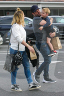 EXKLUSIV -  Hilary Duff und Mike Comrie machen auf 'Happy Family'