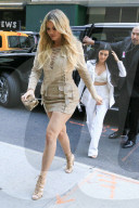 PEOPLE - Khloe und Kourtney Kardashian in New York unterwegs