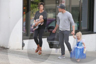 EXKLUSIV - Jamie Dornan verbringt den Tag mit seiner Familie