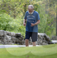 EXKLUSIV - Ein bärtiger David Letterman beim Joggen in New York