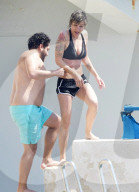 PEOPLE - Alicia Cargile hat Spass im Hotel du Cap