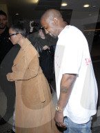 PEOPLE - Kim Kardashian und Kanye West verlassen LA bereits wieder