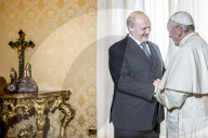 NEWS - Lukaschenko besucht den Papst